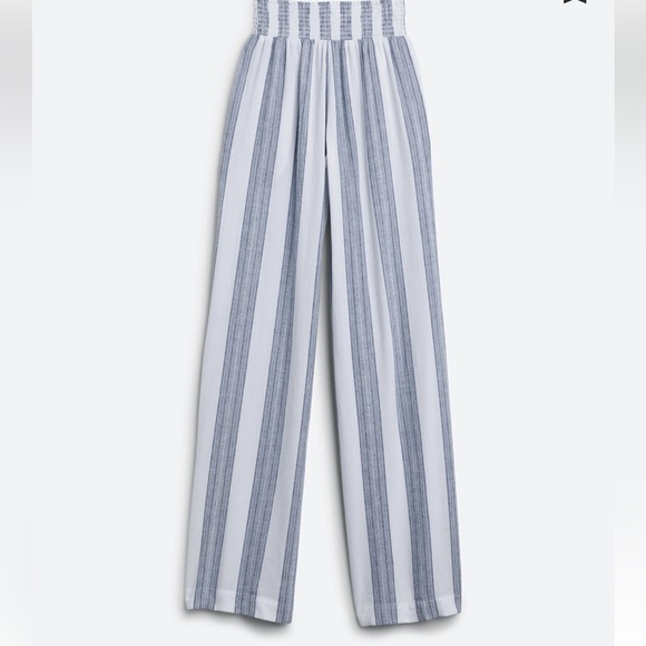 NWOT BELLA DAHL Navy & White Smocked Waist Wide Leg Pant Size L Inseam 28’’ - Picture 2 of 5